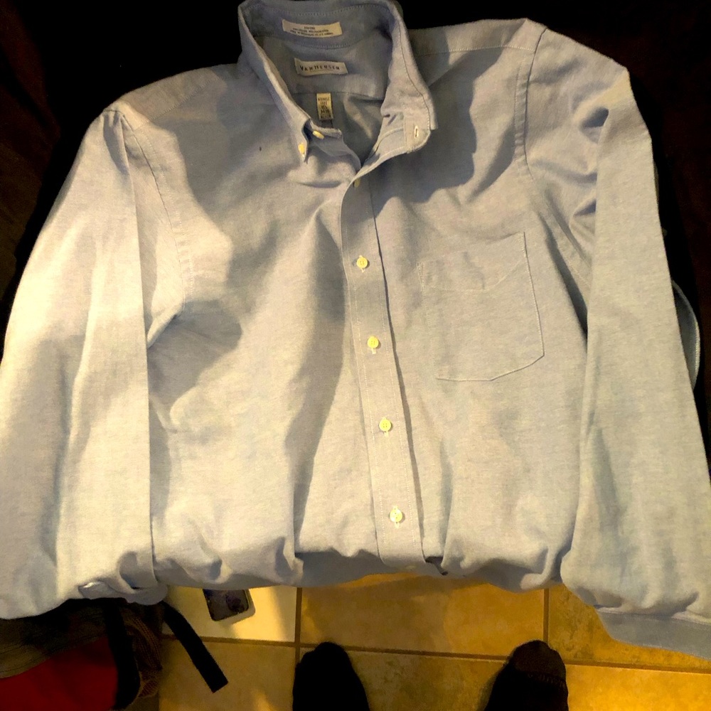 Very good condition only worn one time for a job interview
